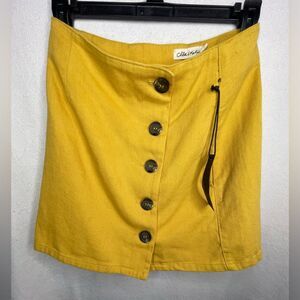 Chloe & Katie Yellow Denim Skirt. Size Small